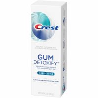Zubní pasta Crest Gum Detoxify